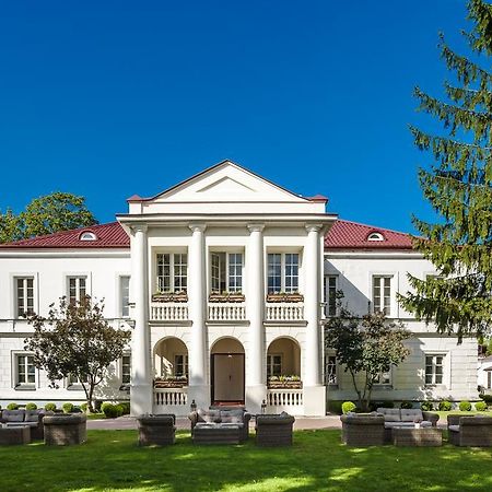 Palac Zegrzynski Zegrze Bagian luar foto