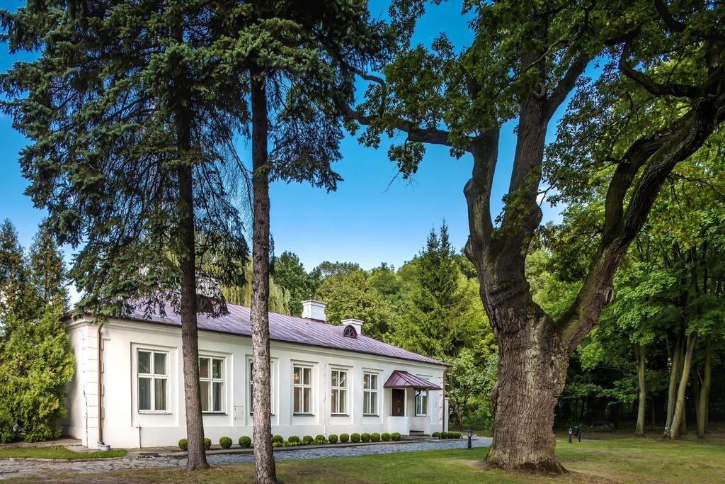 Palac Zegrzynski Zegrze Bagian luar foto